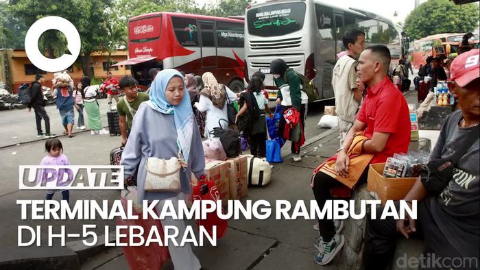 Pemudik Mulai Ramaikan Terminal Kampung Rambutan