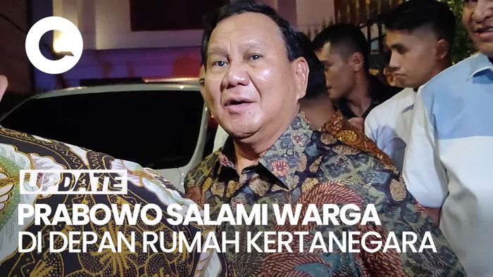 Prabowo Keluar dari Rumah Kertanegara Seusai Open House, Salami Warga