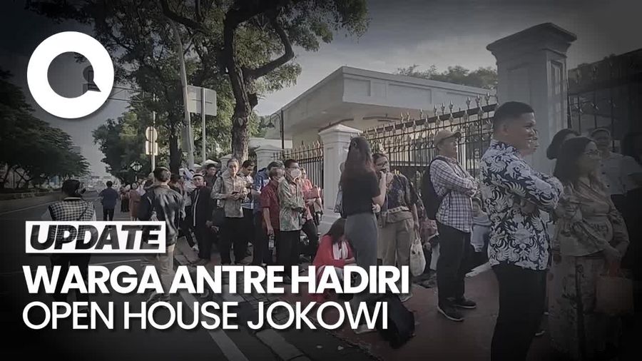 Warga Rela Antre Sejak Pagi untuk Hadiri Open House Jokowi di Istana