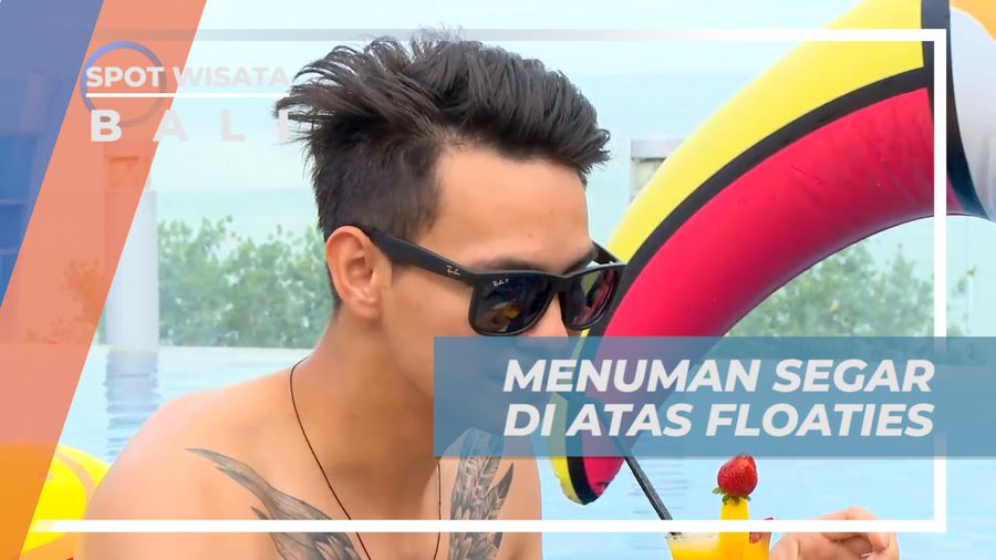 Awali Hari, Bersantai di Kolam Renang Sambil Menikmati Minuman Segar, Bali