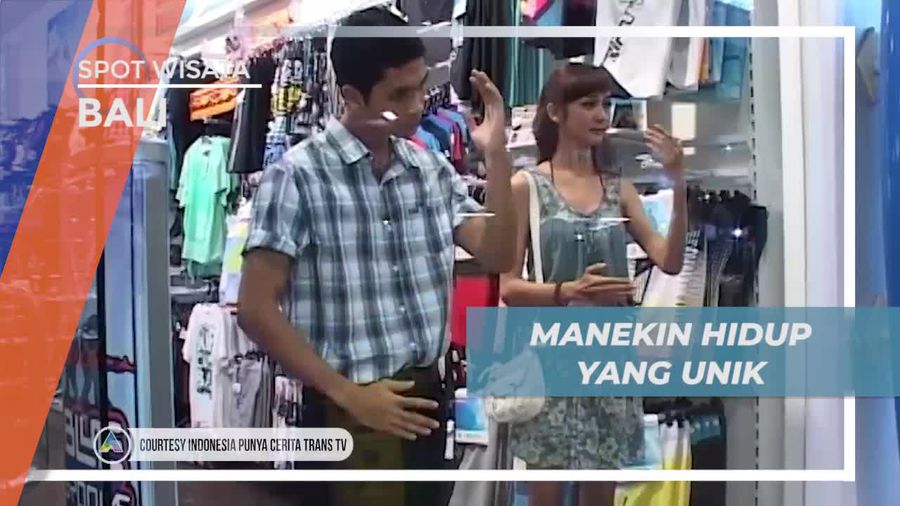 Berkunjung ke Toko Unik Dengan Manekin Hidup di Pulau Dewata Bali