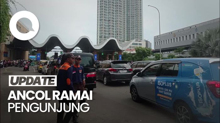Ramainya Kunjungan Wisatawan di Ancol