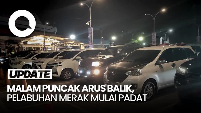 Situasi Malam Puncak Arus Balik di Pelabuhan Merak