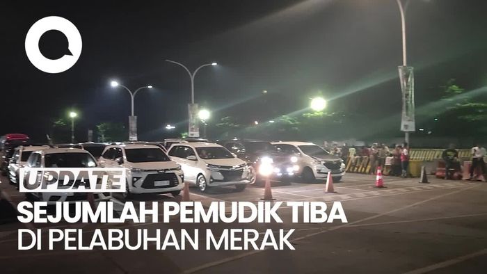 Arus Balik, Sejumlah Pemudik Mulai Tiba di Pelabuhan Merak