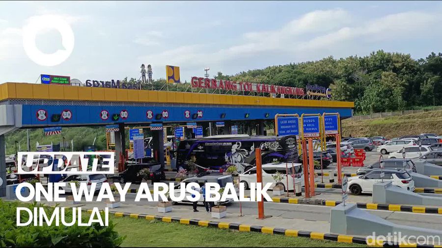Detik-detik Penerapan One Way Arus Balik di GT Kalikangkung-Cipali