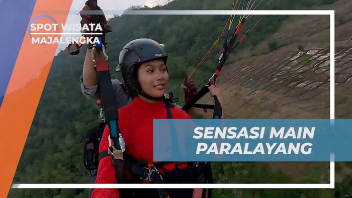 Sensasi Menikmati Momen Naik Paralayang di Gunung Panten, Majalengka