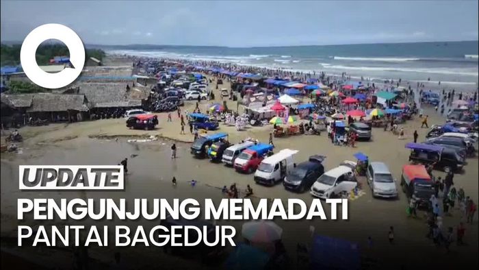 Libur Lebaran, Pantai Bagedur Banten Diserbu Ribuan Pengunjung