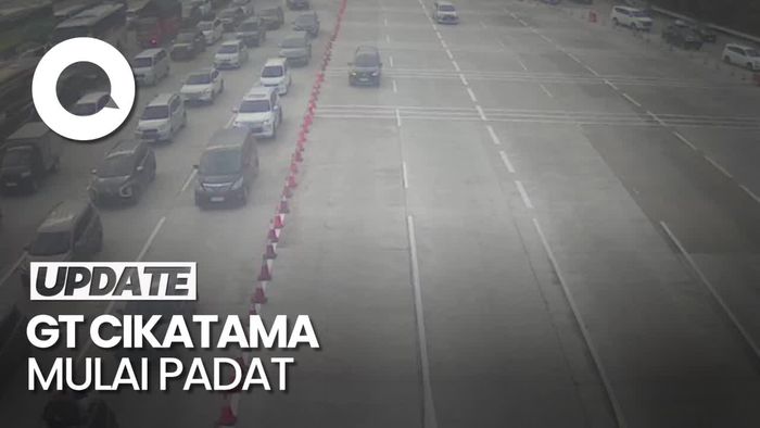 Antrean Kendaraan Arah Jakarta Mulai Terlihat di GT Cikatama