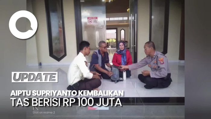 Momen Aiptu Supriyanto Temukan Tas Pemudik Berisi Duit Rp 100 Juta
