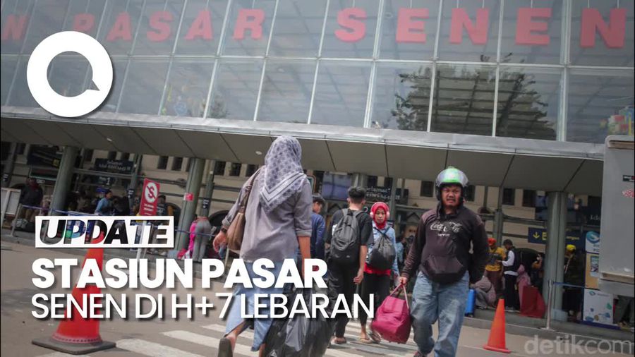Stasiun Pasar Senen Masih Ramai di H+7 Lebaran