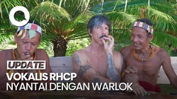 Vokalis RHCP Liburan di Mentawai, Komen Warganet +62 Banjiri Akun @chilipeppers