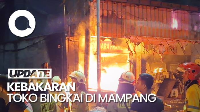 Toko Bingkai di Mampang Kebakaran, Lalin Ditutup dan Dialihkan