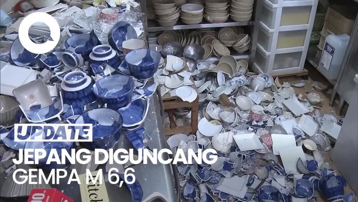 Seisi Restoran Ini Bak Kapal Pecah Seusai Jepang Dihantam Gempa Bumi