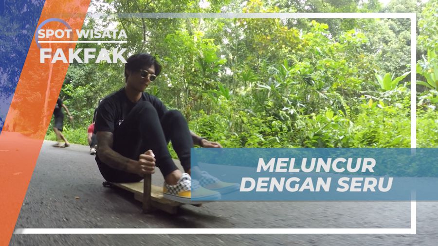 Sesnasi Meluncur Seru Dengan Skateboard Tradisional Khas Fakfak