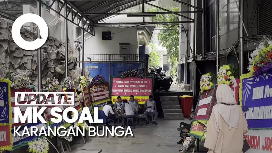 Penjelasan MK soal Karangan Bunga Berjejer Jelang Putusan Sengketa Pilpres