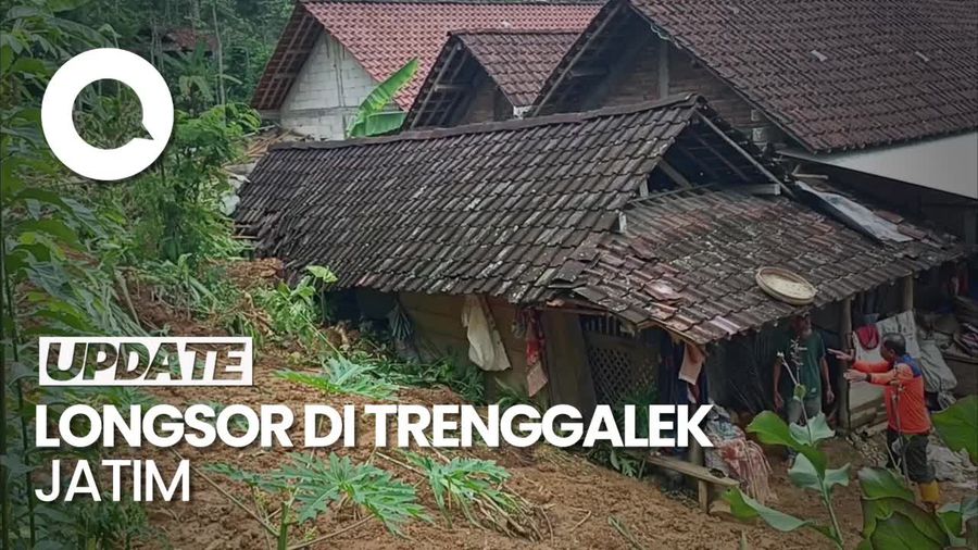 Penampakan Longsor Tebing 20 Meter di Trenggalek Timpa Rumah Warga