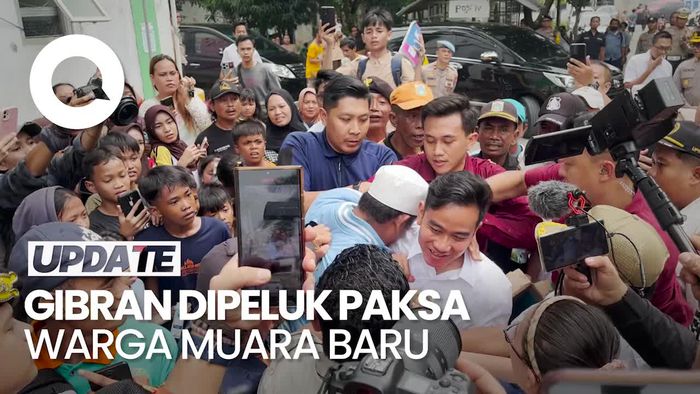 Momen Gibran Dipeluk Paksa Warga saat Kunjungan ke Muara Baru