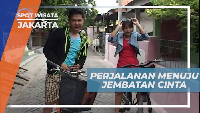Naik Ojek Keliling Pulau Menuju Spot Wisata Jembatan Cinta, Jakarta