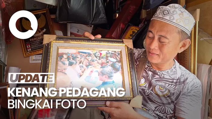 Kenang Pedagang Bingkai Foto yang Pernah Didatangi Jokowi: Semoga Pak Prabowo Juga