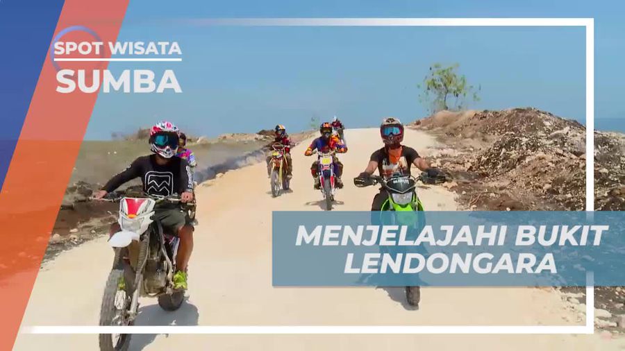 Mendaki Bukit Lendongara Sumba Naik Motor Trail
