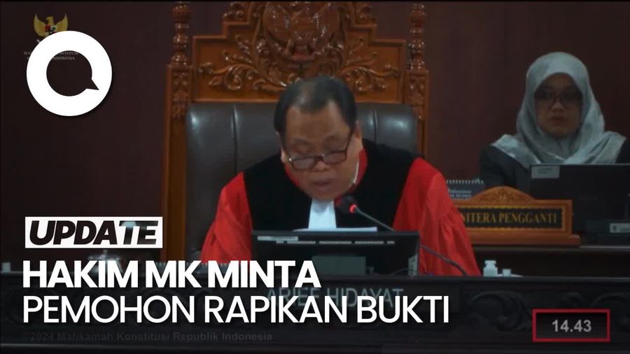 Canda Hakim MK Minta Pemohon Rapikan Bukti: Nanti Hakimnya Mati, Malah Repot