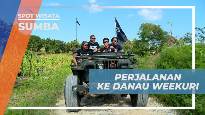 Menikmati Perjalanana Naik Mobil Jeep Menuju Danau Weekuri, Sumba