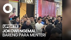 Kala Jokowi Jadi Sasaran Swafoto Warga saat Berkunjung ke Mal di Mataram