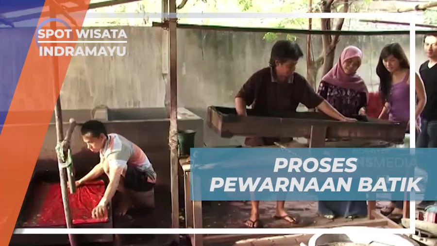 24051666 - 33 F - RR Proses Pewarnaan Batik, Indramayu