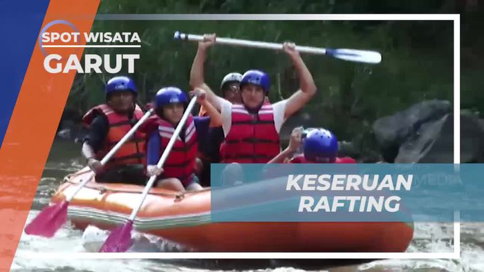 Keseruan Momen Menerjang Jeram Dengan Rafting, Garut