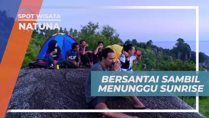 Bersantai Sejenak Menunggu Matahari Terbit di Batu Sindu Natuna