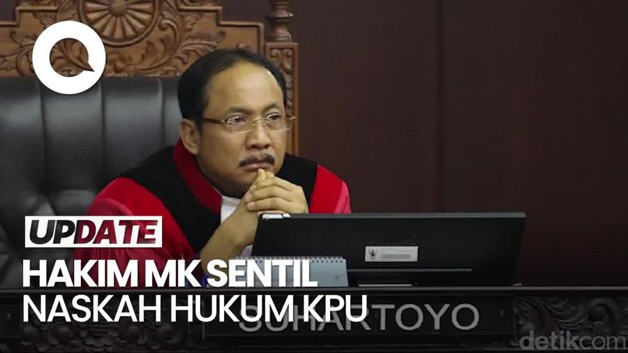 Momen Hakim MK Kritik Pengacara KPU yang Salah Tulis Naskah Hukum