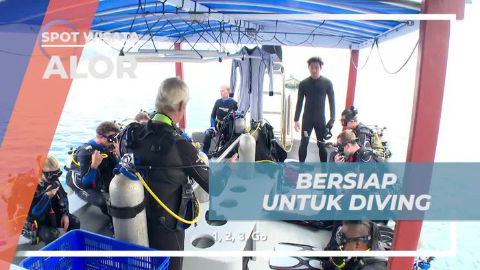 Bersiap Untuk Diving Bersama Turis Mancanegara, Alor