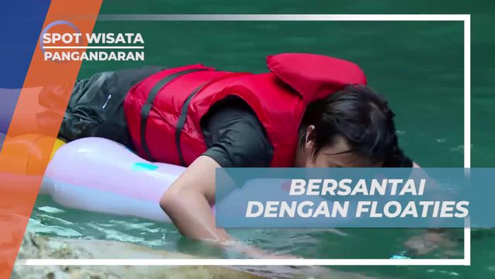 Menikmati Suasana Asri Bersantai Dengan Floaties, Pangandaran
