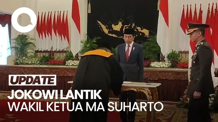 Baca Sumpah di Depan Jokowi, Suharto Resmi Jadi Wakil Ketua MA