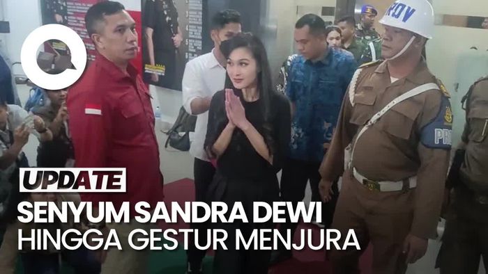 Sederet Gestur Sandra Dewi Setelah Diperiksa Kejagung