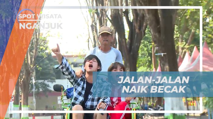 Menikmati Liburan, Keliling Kota Angin Naik Becak, Nganjuk