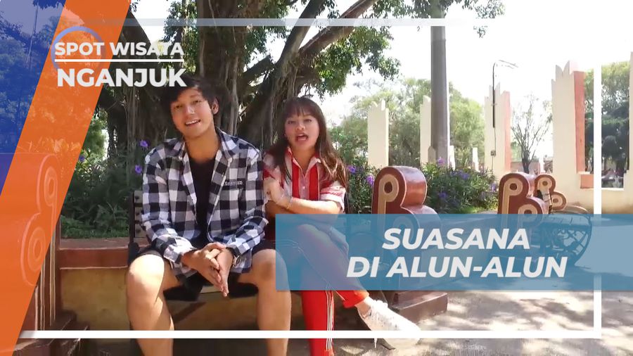 Menikmati Suasana Sejuk di Bawah Pohon Pohon Rindang Alun-alun, Nganjuk