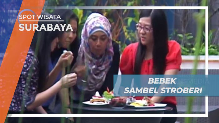 Menikmati Kelezatan Kuliner Malam Bebek Strawberry yang Super Pedas, surabaya