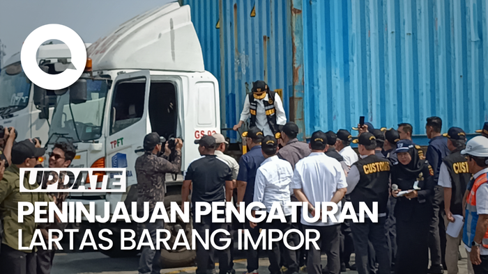Airlangga-Sri Mulyani Turun Langsung Bereskan Kontainer Menumpuk di Priok