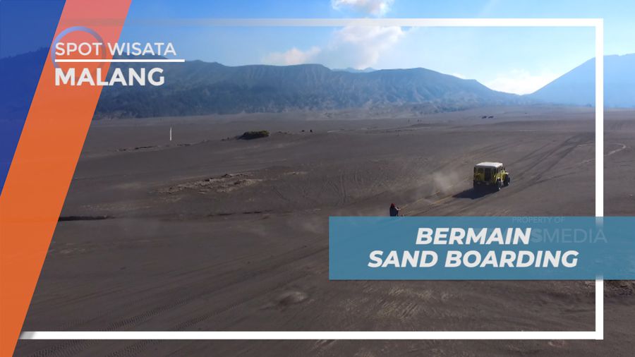 Menciptakan Keseruan Bermain Sand Boarding di Tarik Mobil Jeep, Malang