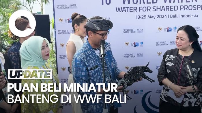 Candaan Sandiaga saat Puan Maharani Beli Miniatur Banteng di WWF Bali