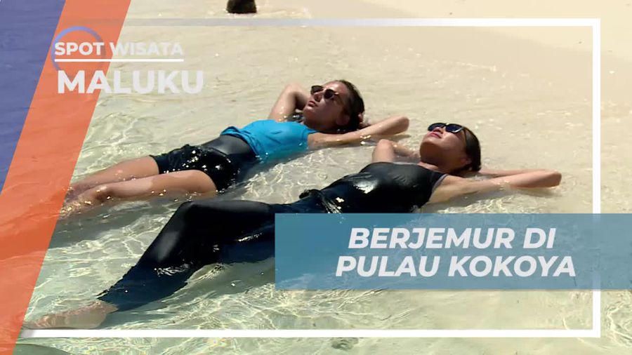 Berjemur dan Bersantai di Pulau Kokoya Maluku
