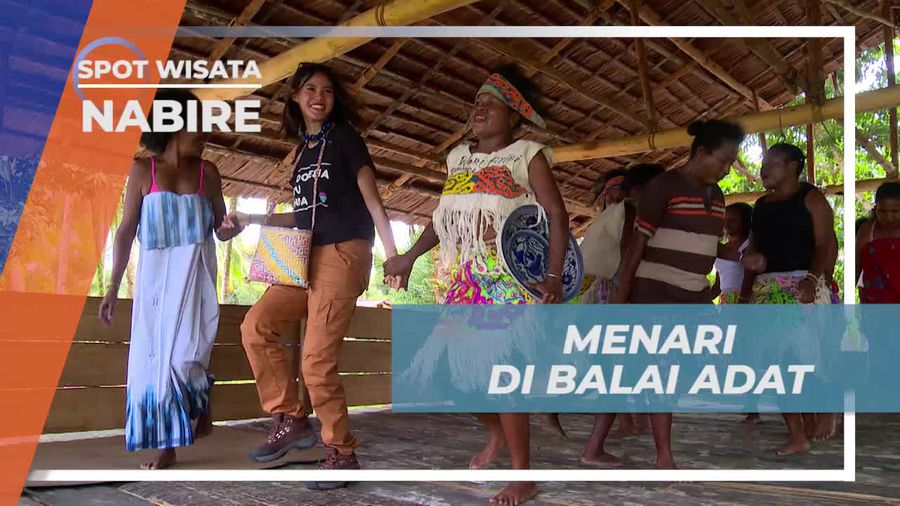 Keseruan Menari Tarian Tradisional di Balai Adat Desa Sima Nabire