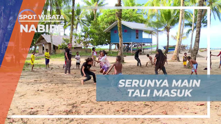 Seru-seruan Bermain Tali Masuk Bersama Anak-anak Desa Sima Nabire