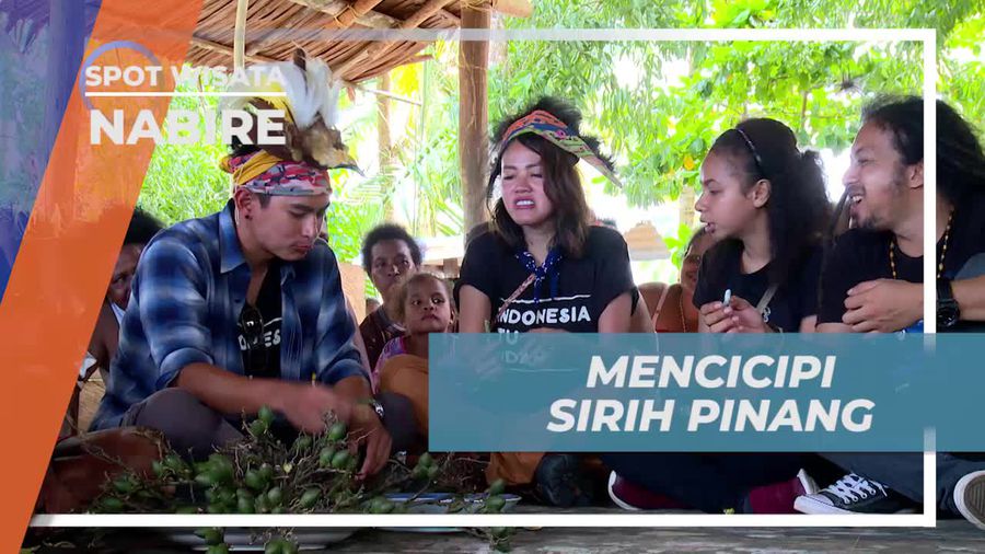 Mencicipi Sirih Pinang di Desa Sima Nabire