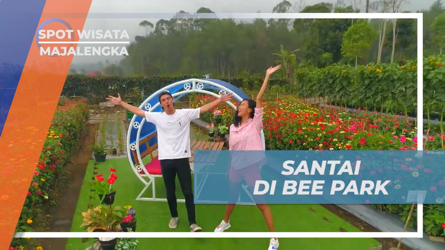 Bersantai Menikmati Suasana Taman Bunga Sambil Menyantap Camilan, Majalengka