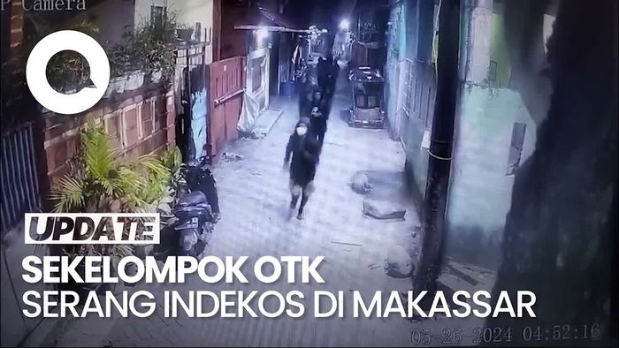 Rekaman CCTV Kelompok Pemuda di Makassar Serang-Bakar indekos Mahasiswa