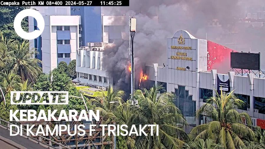 Mobil Terbakar di Cempaka Putih, Api Merembet ke Kampus F Trisakti