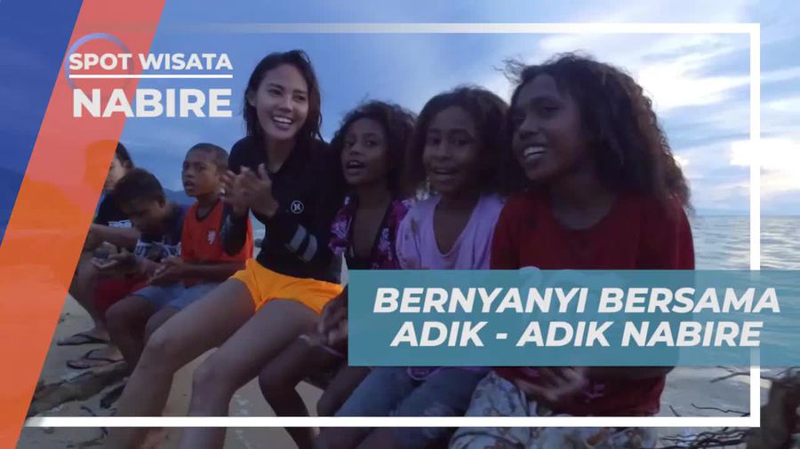 Bernyanyi Dengan Seru Bersama Anak-anak Nabire