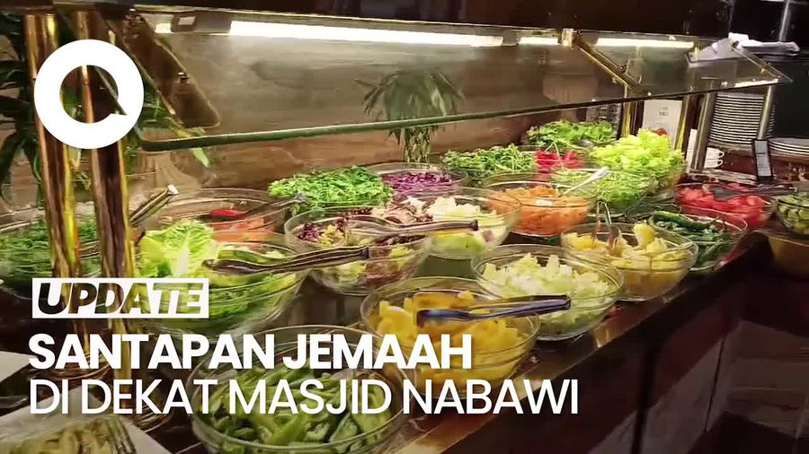 Santap Aneka Hidangan Lezat dengan View Masjid Nabawi  